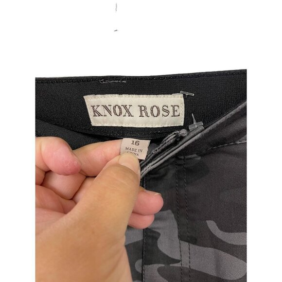 Knox Rose Women’s Size 16W Camo No Gap High-Rise Utility Waist Pants - Picture 3 of 5